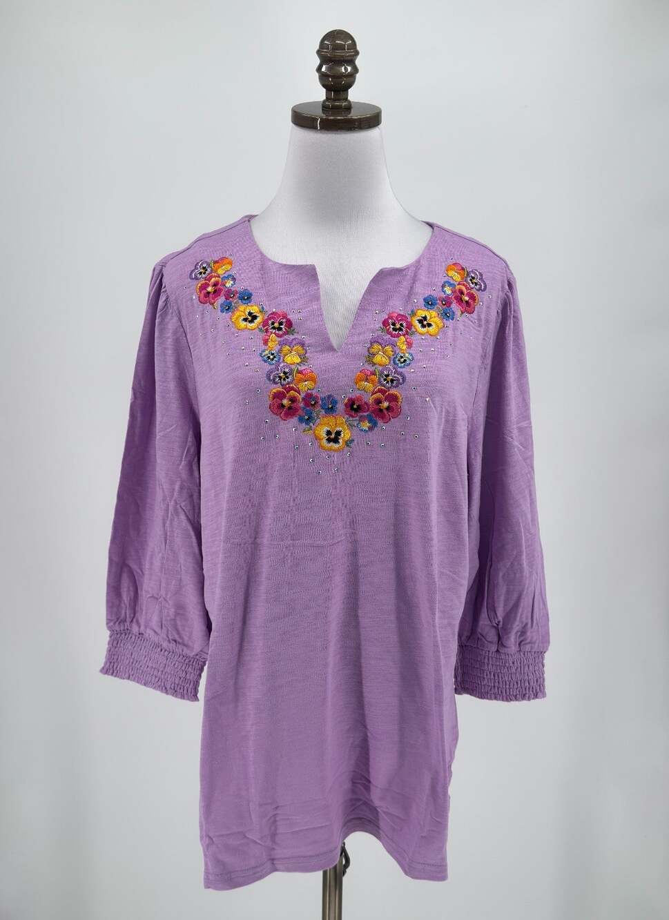 Quacker Factory Pansy Bouquet Purple Split Neck 3/4 Sleeve Top Sz 1X NEW